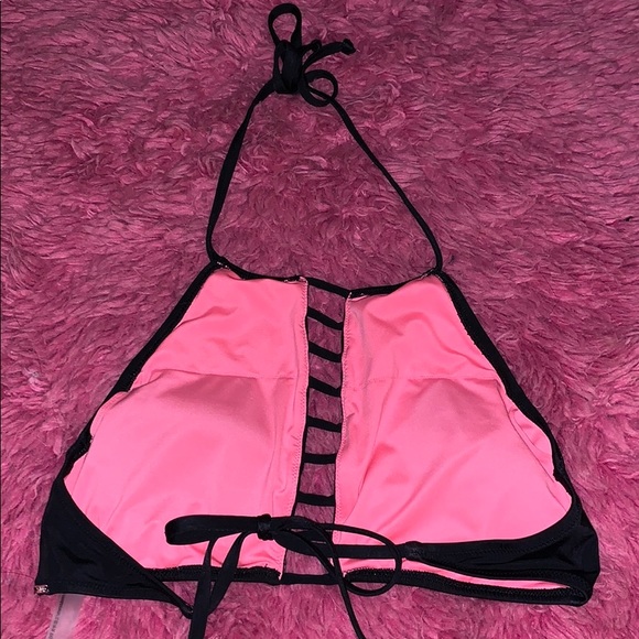 Victoria’s Secret bathing suit top - Picture 2 of 3